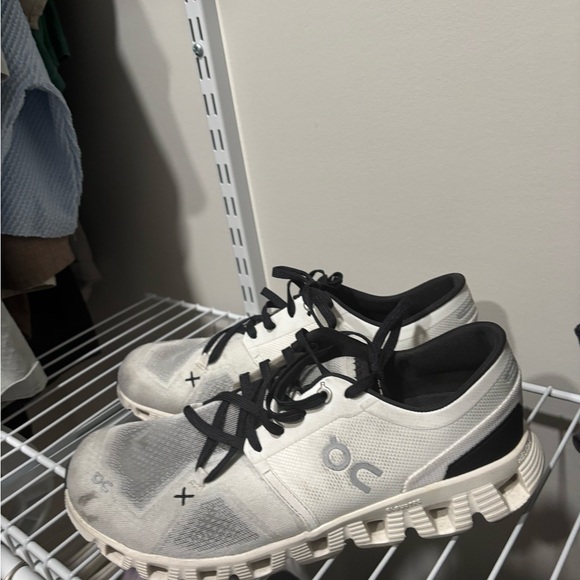 On Cloud Black and White Sneakers - Picture 1 of 4